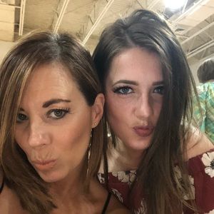 Meet your Posher, Niki